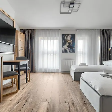 Toress Plac Grunwaldzki 아파트 슈체친